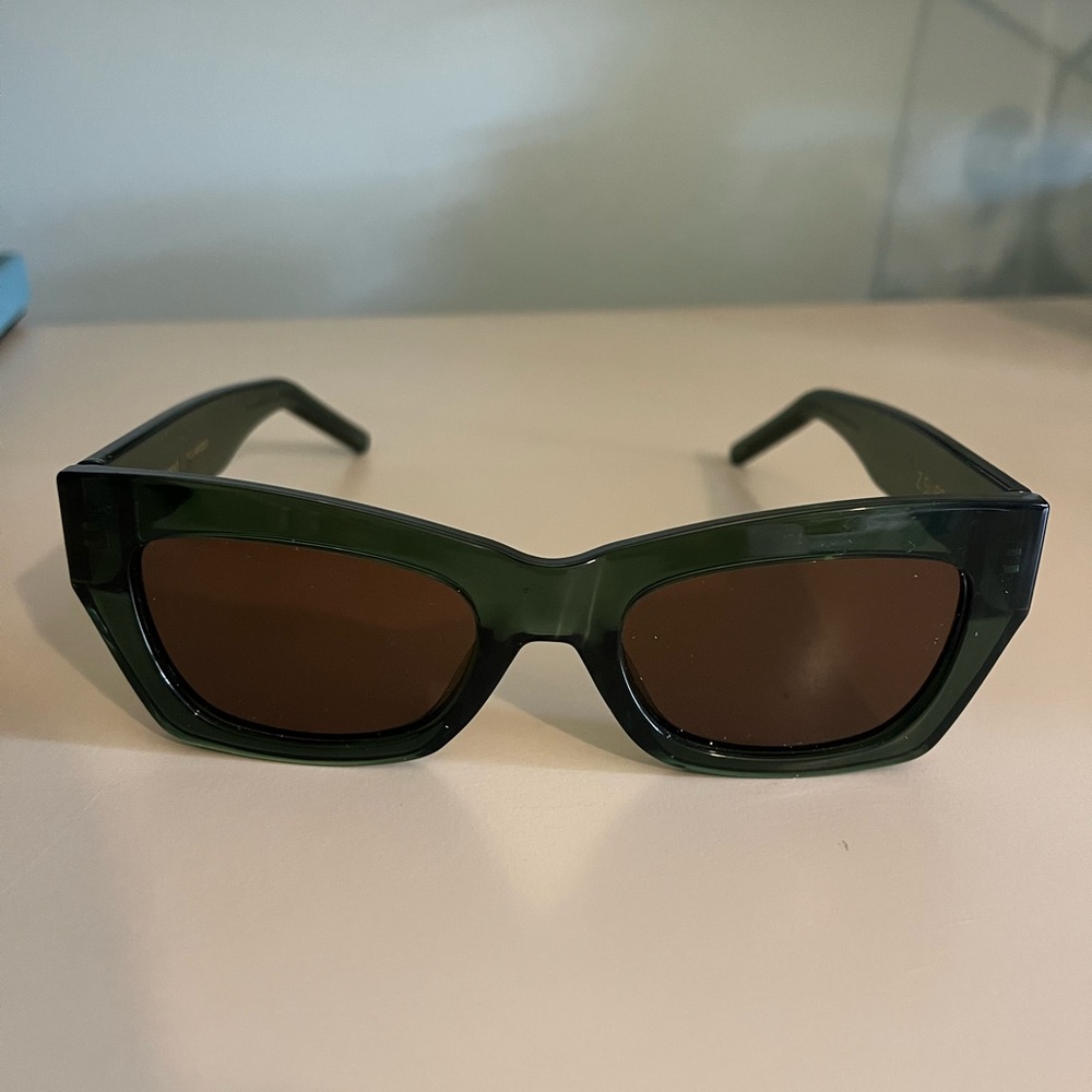 Z Supply Dark Green Polarized Sunglasses - Picture 2 of 6